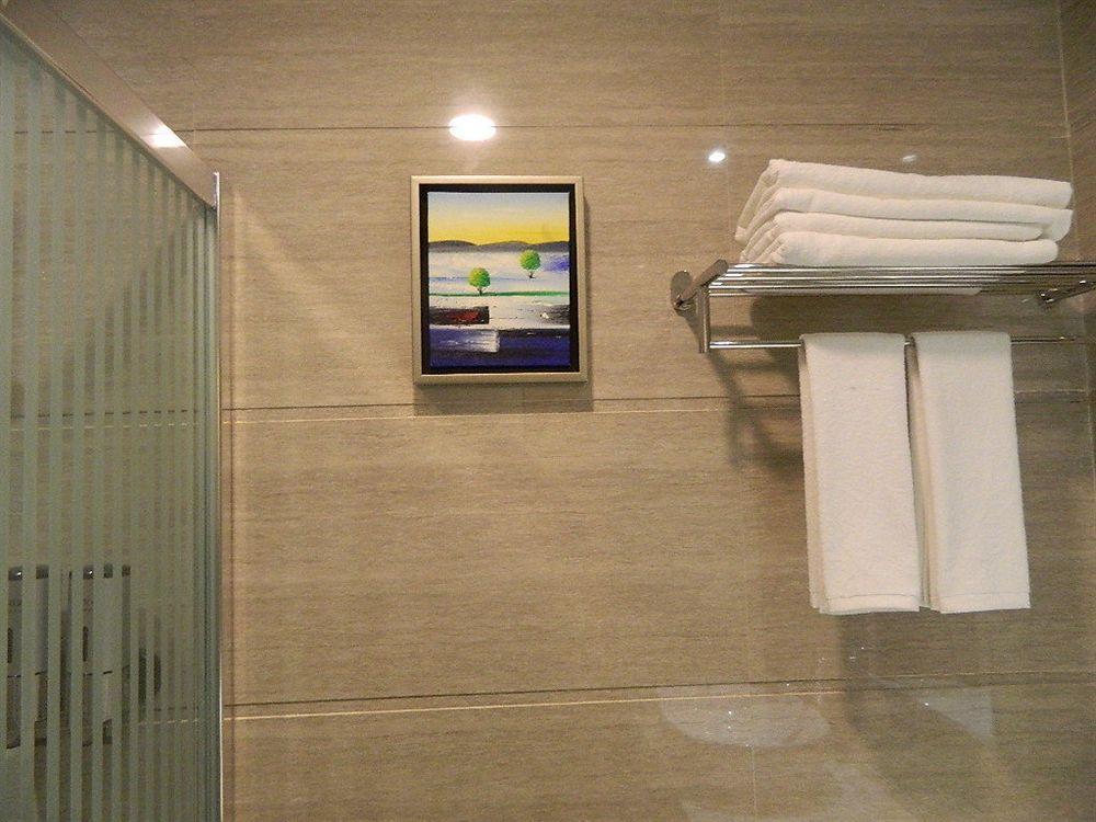 Sealy Hotel, Гуанджоу Екстериор снимка
